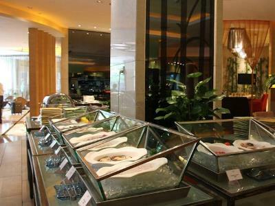 Hotel Pavilion Century Tower