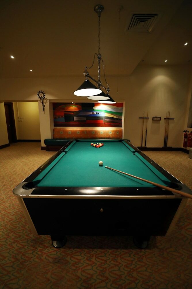 Al Bander Hotel & Resort