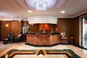 Aparthotel Lancaster House