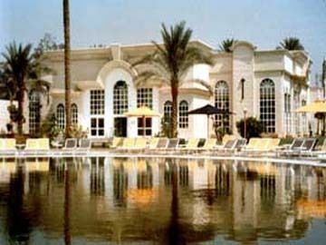 Hotel Cataract Resort