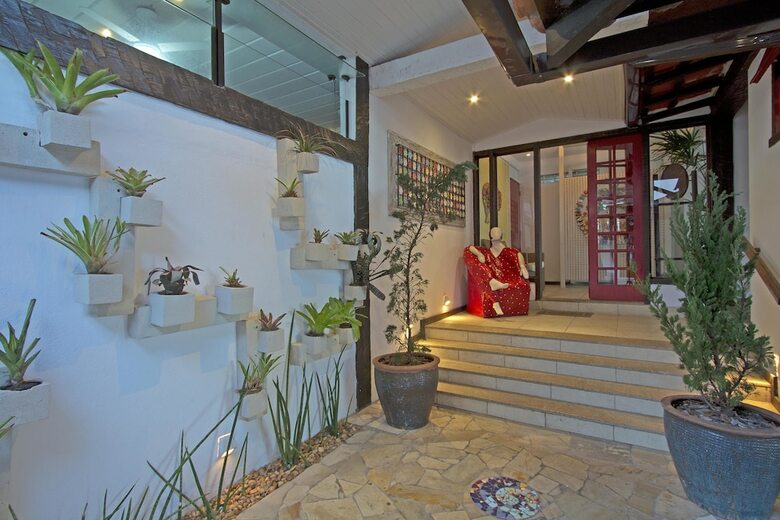 Chez Pitu Praia Hotel