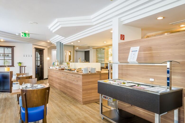 Garner Hotel Stuttgart City Centre By Ihg