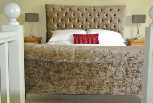 Frith Farm House Cottages