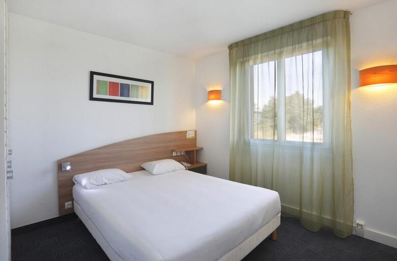 Hotel Suite Home Saran