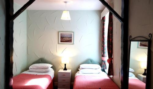 The New Osterley Hotel