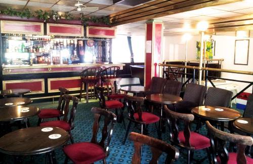 The New Osterley Hotel