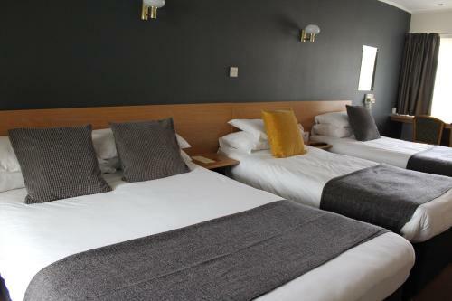 Hotel The Town & Country Lodge