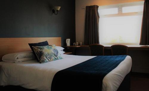 Hotel The Town & Country Lodge