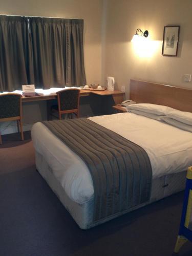 Hotel The Town & Country Lodge