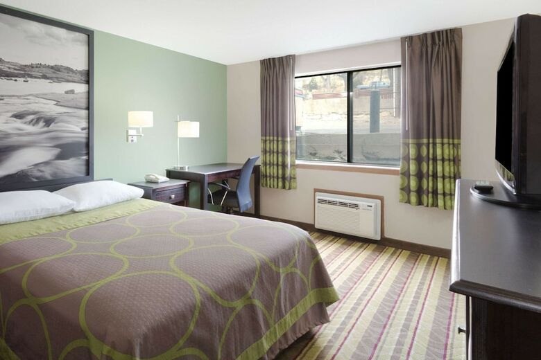 Hotel Super 8 By Wyndham Green River