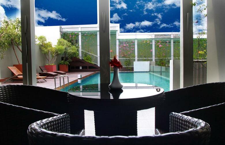 Sparks Hotel