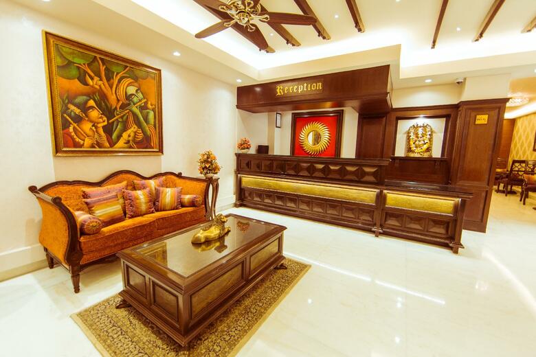 Hotel Clark International
