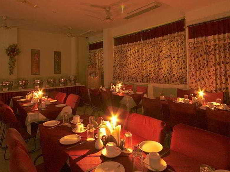 Hotel Sarang Palace