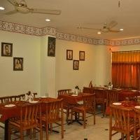 Hotel Sarang Palace