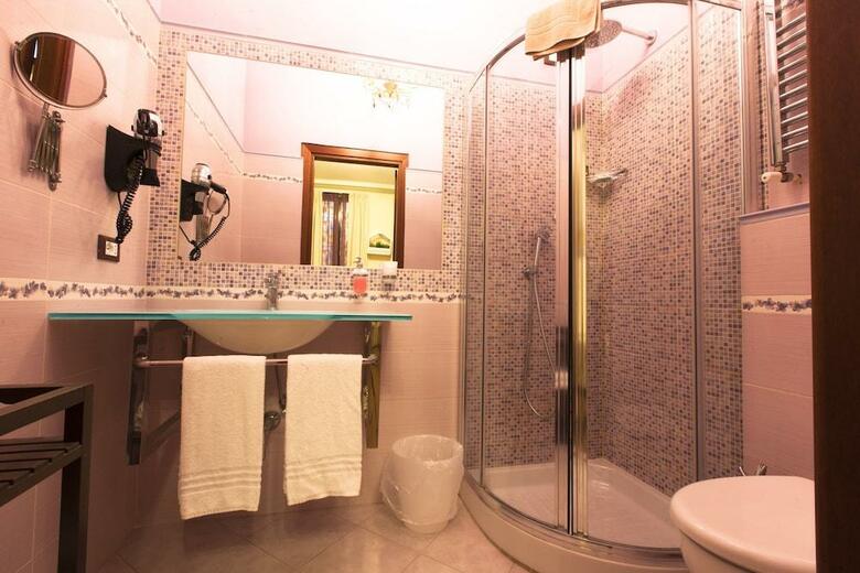 Hotel Ester
