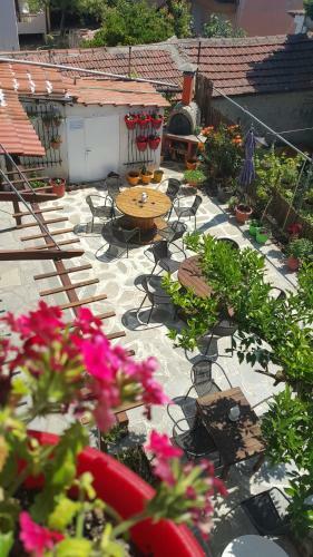Erato Apartments