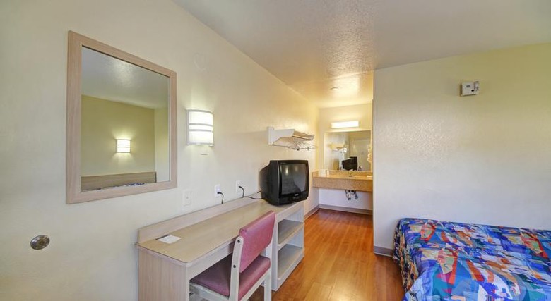 Motel 6 - Mcallen
