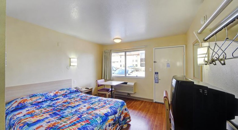 Motel 6 - Mcallen