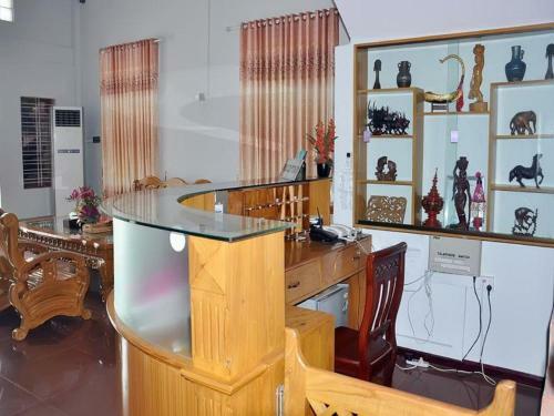 Hostal Royal Tulip Hotel