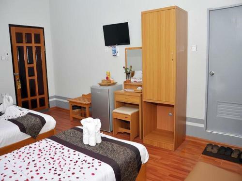 Hostal Royal Tulip Hotel