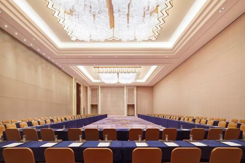 Sheraton Harbin Xiangfang Hotel