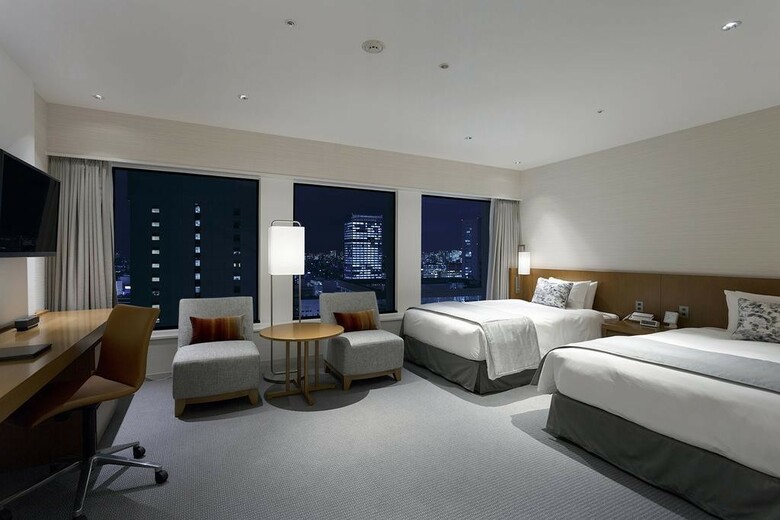Keio Plaza Hotel