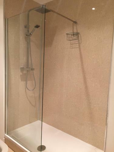 City Center Financial District Three Bedroom Duplex Apartment
