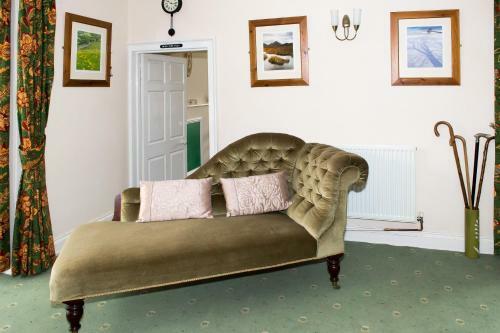 The Buck Hotel