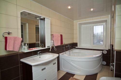 Zul Hotel