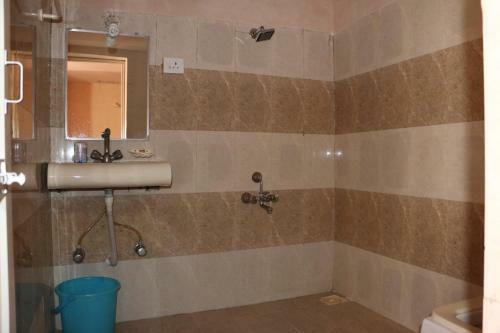 Hotel Kutch Safari Lodge
