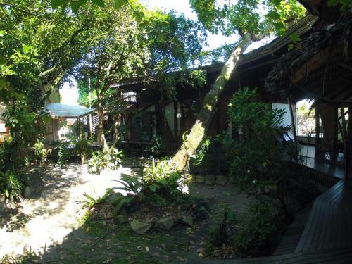 Hostal Bukit Raya Guesthouse