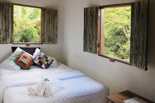 Hostal Ti� Isolda Artes & Hospedaria