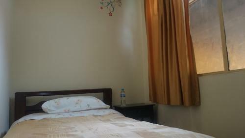 Hostal The Quito Guest House With Yellow Balconies
