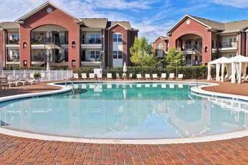 Apartamento Emerald Greens 3701