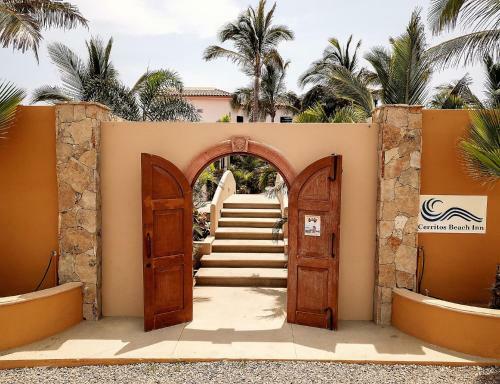 Posada Cerritos Beach Inn