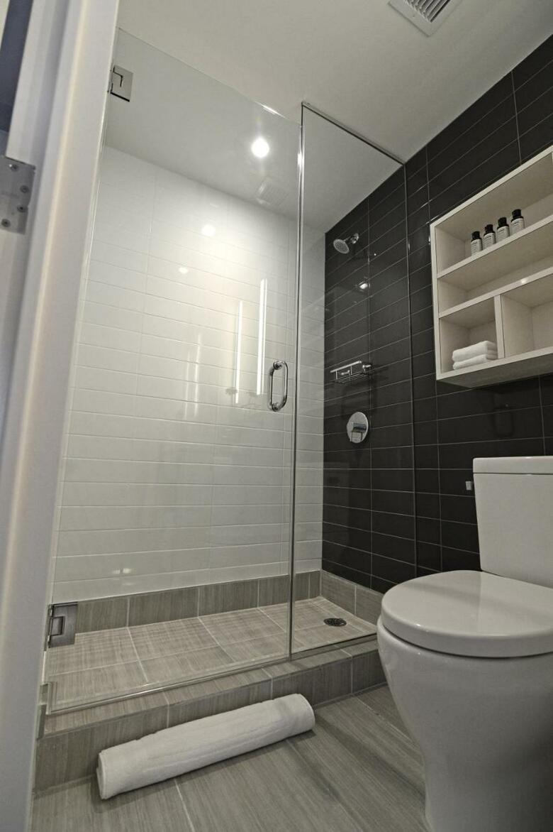 Edge Hotel Washington Heights