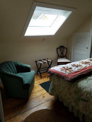 Hostal 1860 House Inn And Rental Home