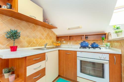 Apartments Mondo