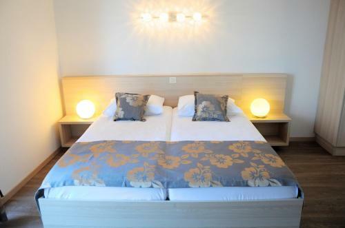Hostal Paradis Apartments