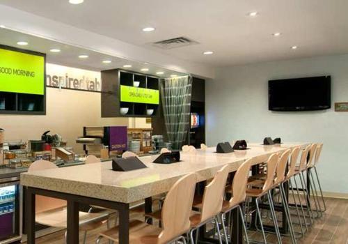 Hotel Home2 Suites By Hilton Florida City