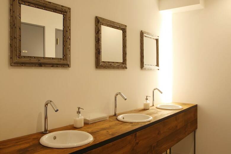 The Lower East Nine Hostel