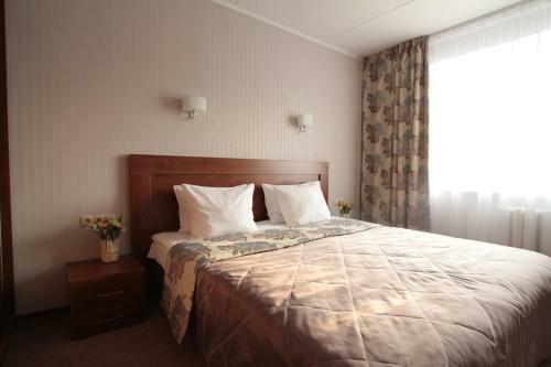40 Let Pobedy Hotel