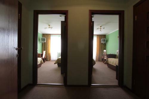 40 Let Pobedy Hotel
