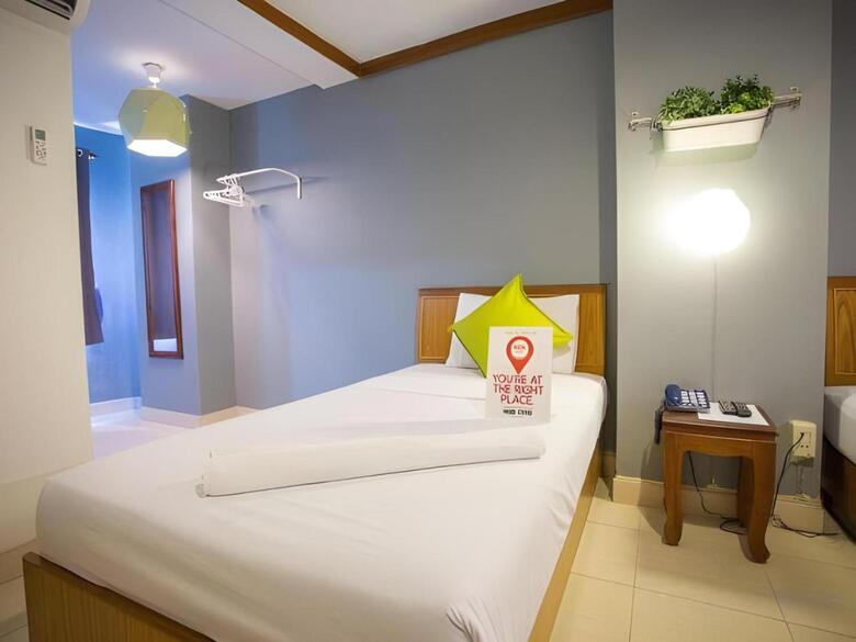 Howard Square Boutique Hotel