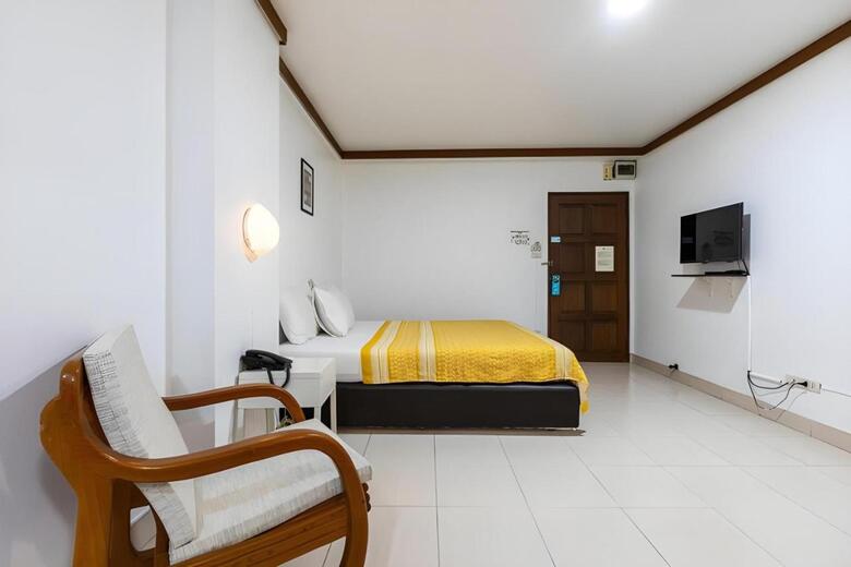 Howard Square Boutique Hotel