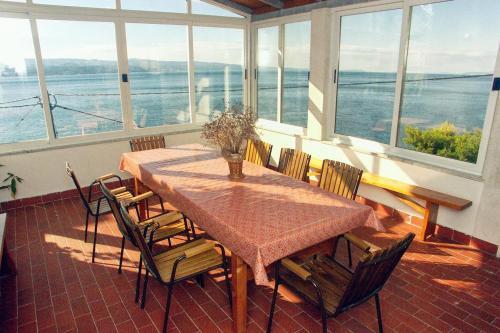 Apartments By The Sea Stanici (Omis) - 650