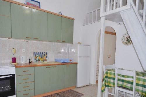 Volta Stonehouse Apartments