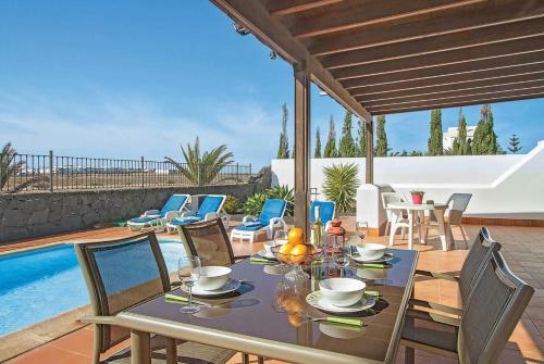 Villa Naomi