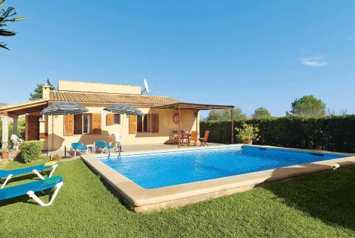 Villa Almadrava