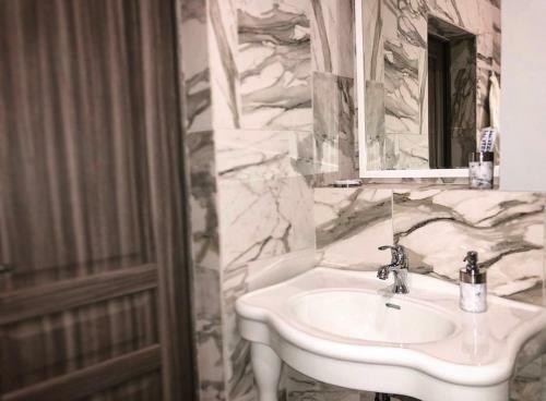 Homesuites Hotel